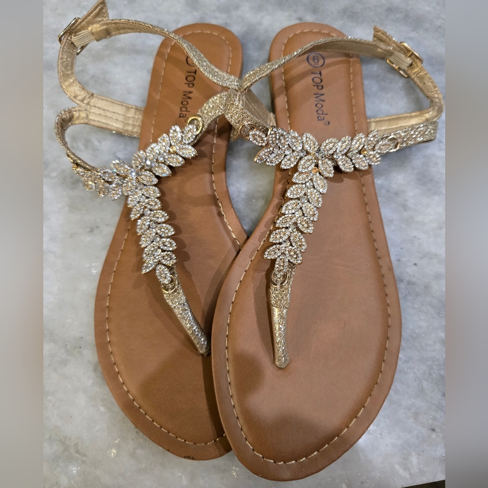 TOP Moda Gold and Tan Flat T strap Sandals with Rhinestone Embellishments Sz6